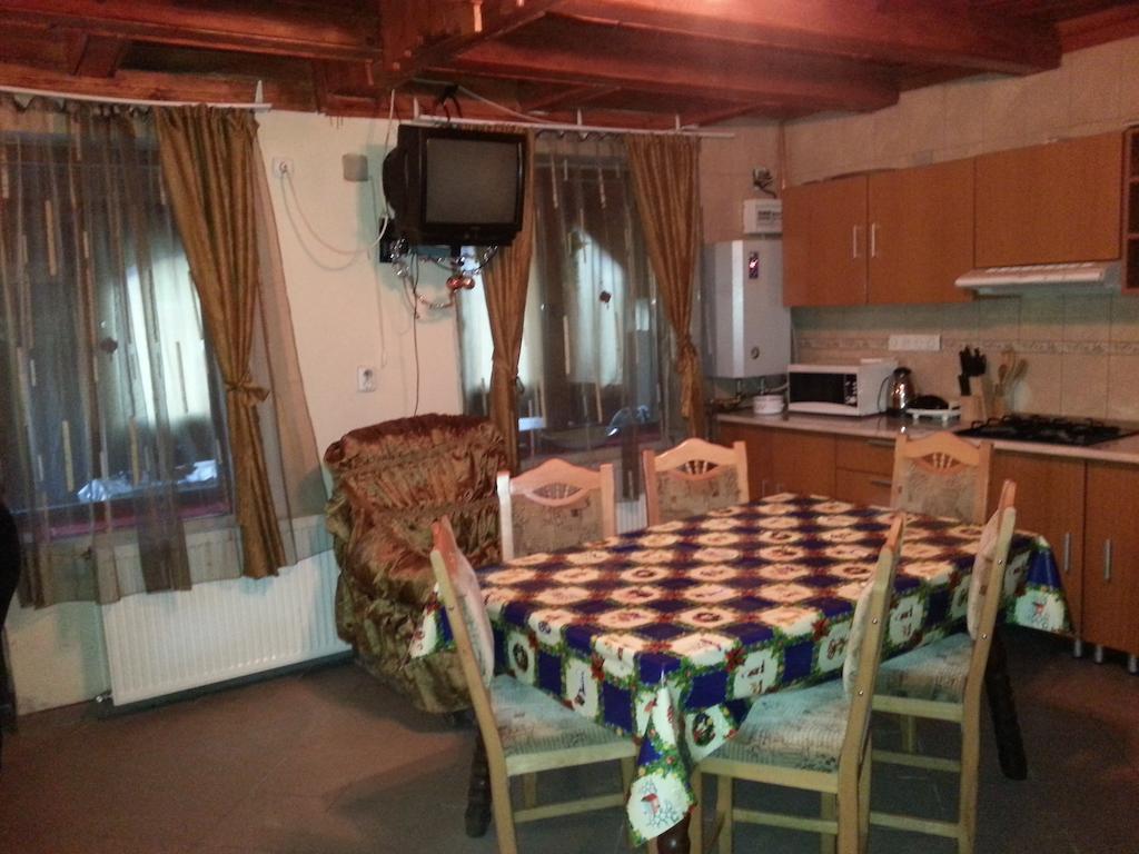 Casuta Paterau Cheia, Prahova Villa Kheja Kültér fotó